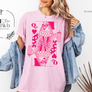 Camiseta de San Valentín con la reina de corazones, sudadera con capucha de San Valentín con naipes de la reina, camiseta gráfica moderna de la reina, colores cómodos, 1088