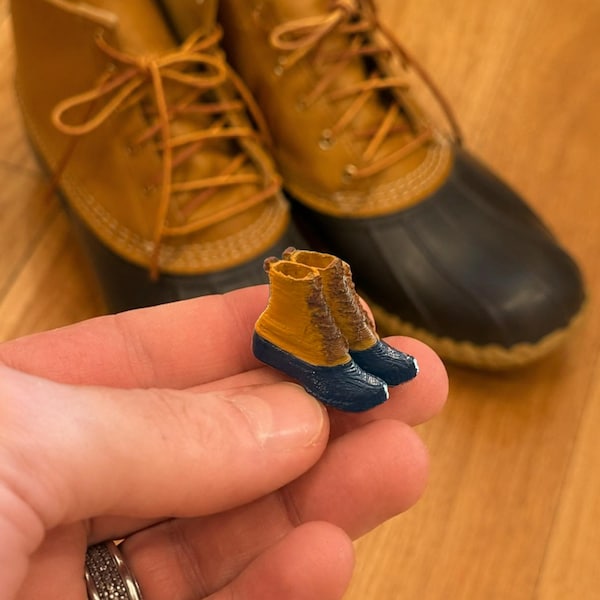 Dollhouse Miniature Bean Boots - Realistic 1:12 scale accessories