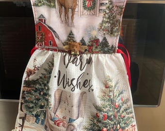 Caballos entre bosques navideños