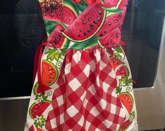 Vestido de toalla de cocina con estampado de sandía