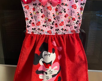 Mickey Mouse Valentines Towel