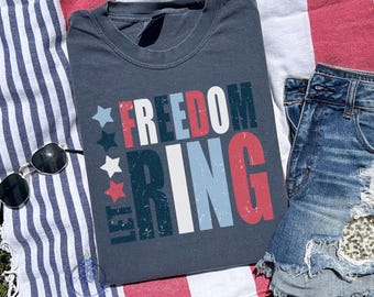 Que suene la libertad / Camisetas del 4 de julio / Camiseta del Día de la Independencia / Colores cómodos del 4 de julio / Camiseta patriótica para mujer