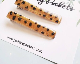 Guepardo adulto de 3 pulgadas / Resina / Acrílico / Brillantina / Pinza para el cabello /