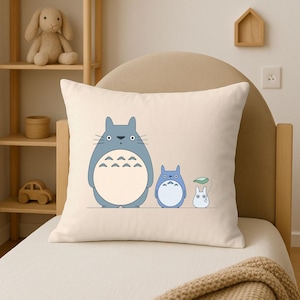 Cojín de Totoro, decoración de anime para el hogar, cojín de sofá con dibujos animados, decoración para la habitación infantil, cojín cuadrado acogedor.