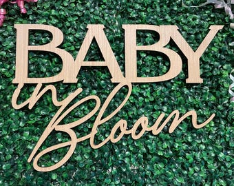 Letrero "Bebé en flor", abedul báltico, fondo de ducha