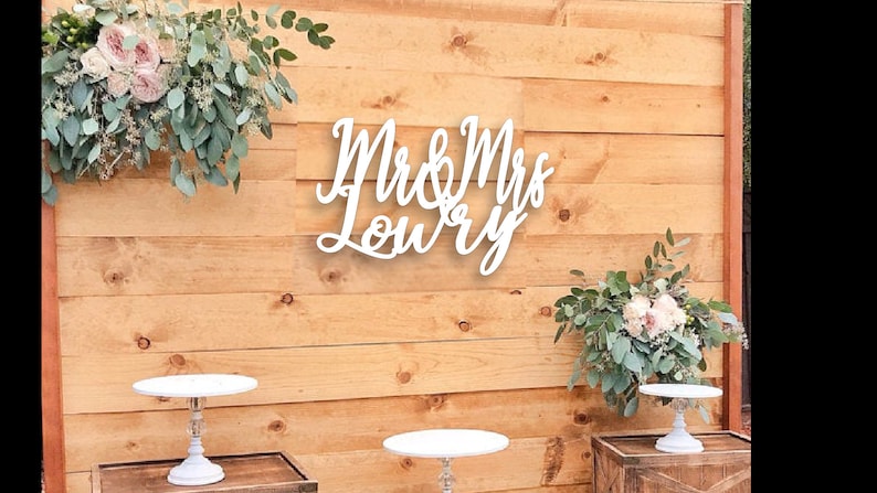 Mr & Mrs Wood Sign, Mr and Mrs sign, Wedding sign, Wood couples sign, Wedding family sign, Family Name sign, New Couple sign, Wedding sign