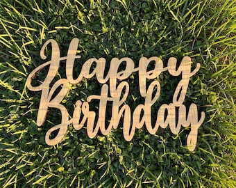 Happy Birthday Sign: Wooden Backdrop Cursive Phrase Lettering