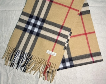 Vintage Burberry  90Merino 10Cashmere Scarf in excellent condition Made in Scotland