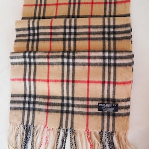 Vintage Burberry 100%Cashmere Scarf in excellent condition Made in England