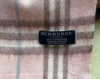 Vintage Burberry 100%cashmere Scarf in Excellent Condition Made in