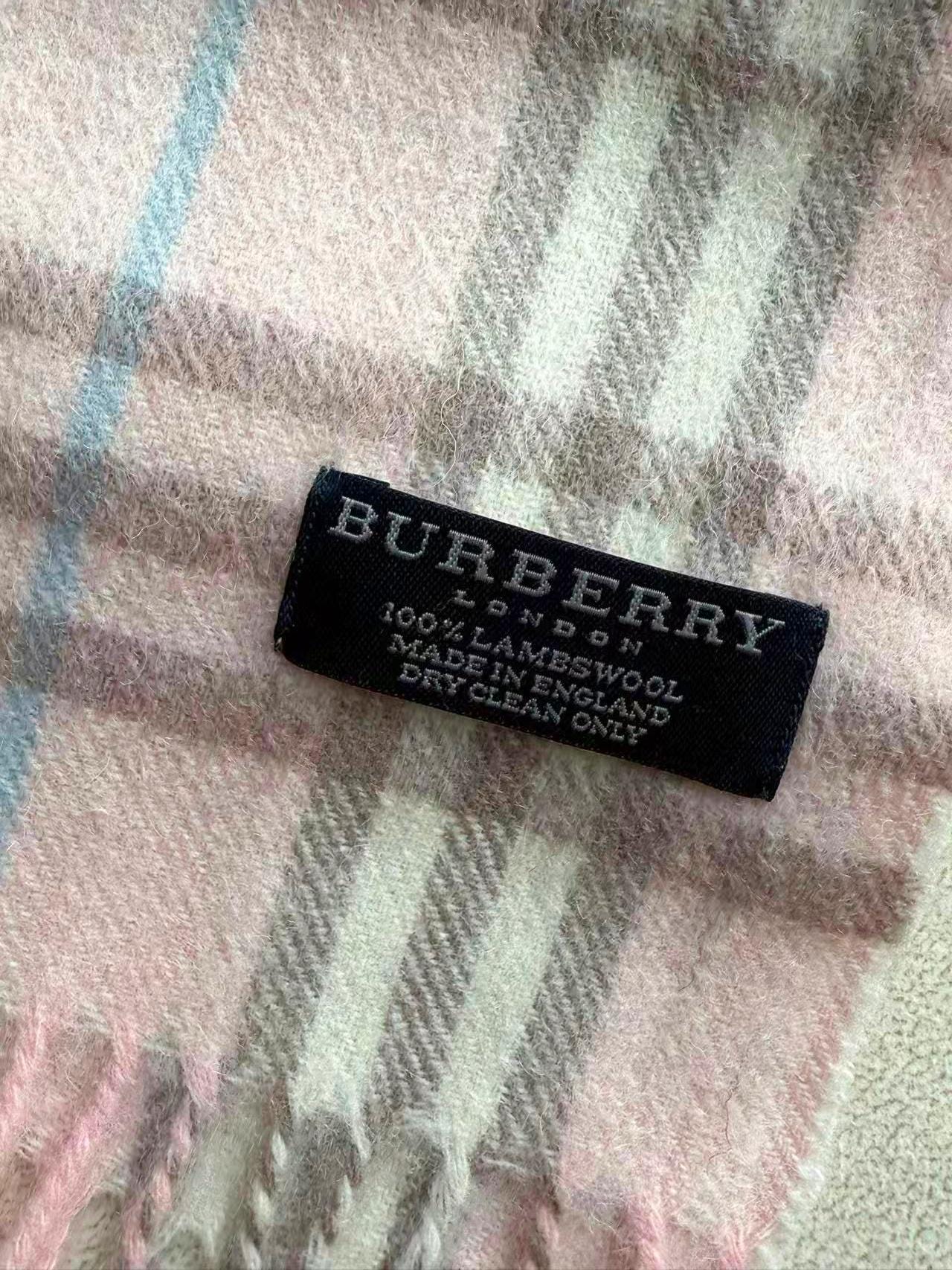 Vintage Burberry 100%cashmere Scarf in Excellent Condition Made in