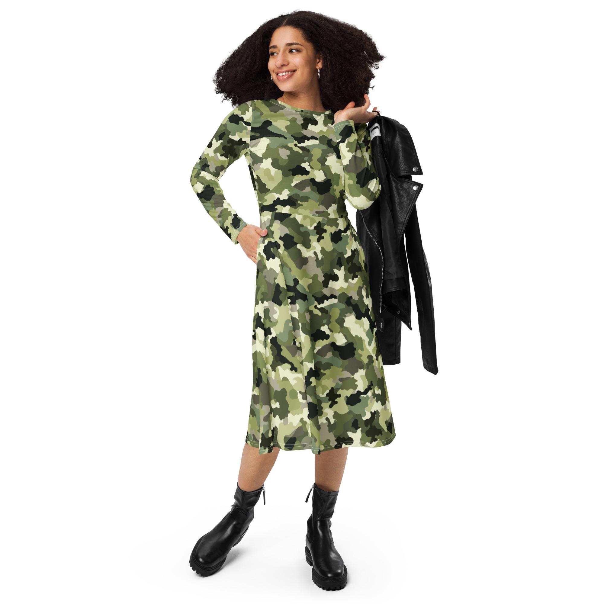 chinese dress ladies Printed Backless Long Sleeve Maxi Dress, Green Camouflage / M main image 0
