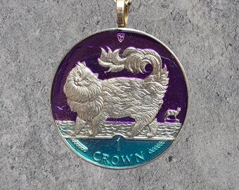 Hand Painted 1993 Isle of Man Coin.  Maine Coon Cat Pendant. 1-1/2 inch Coin.