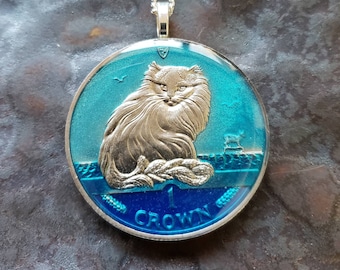 Coin from Isle of Man, hand painted by Ann Nolen. Turkish Angora Cat pendant.  Coin size large, about 1-1/2 inch. Coin date 1995.