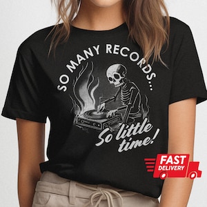 Record collector gift - So many records, Vinyltok Retro Aesthetic Skeleton Shirt Alt Clothes Indie Merch tee turntable music tshirt