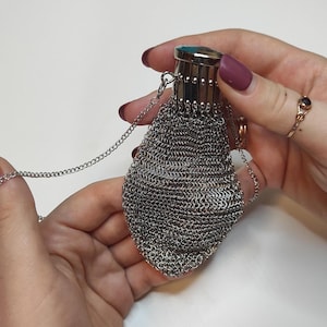 Chainmail coin purse, Vintage Mesh Wallet, Vintage Ladies Mesh Coin Pouch, Vintage women metal purse, women metal bag with gate top