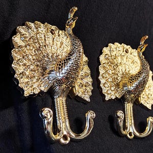 Gold Peacock hook, set of 3 hooks, vintage Gold Metal PEACOCK set of 3, Double Hook Wall Mounted Bird Coat Hanger, Bird metal hanger