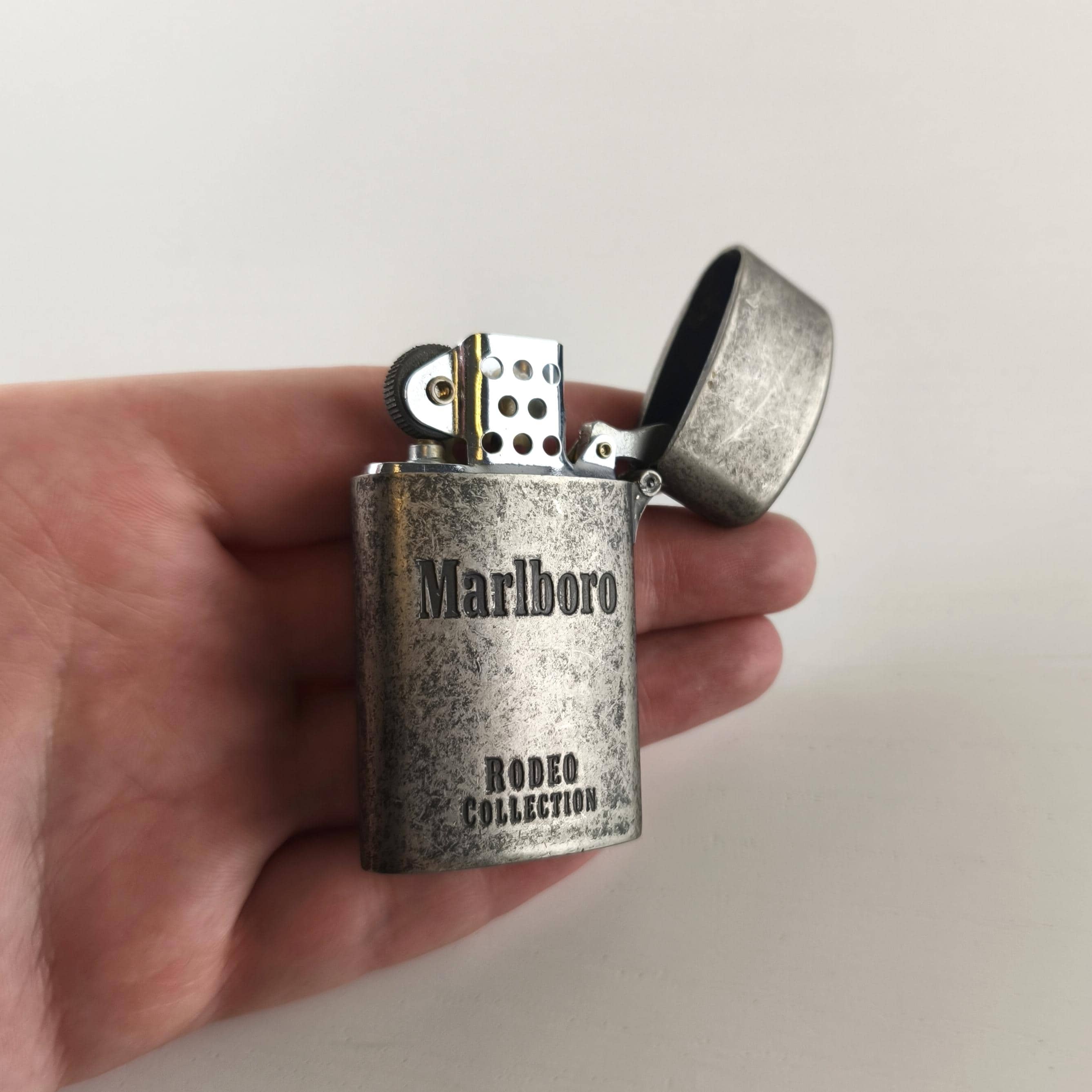 Marlboro metal case - Etsy 日本