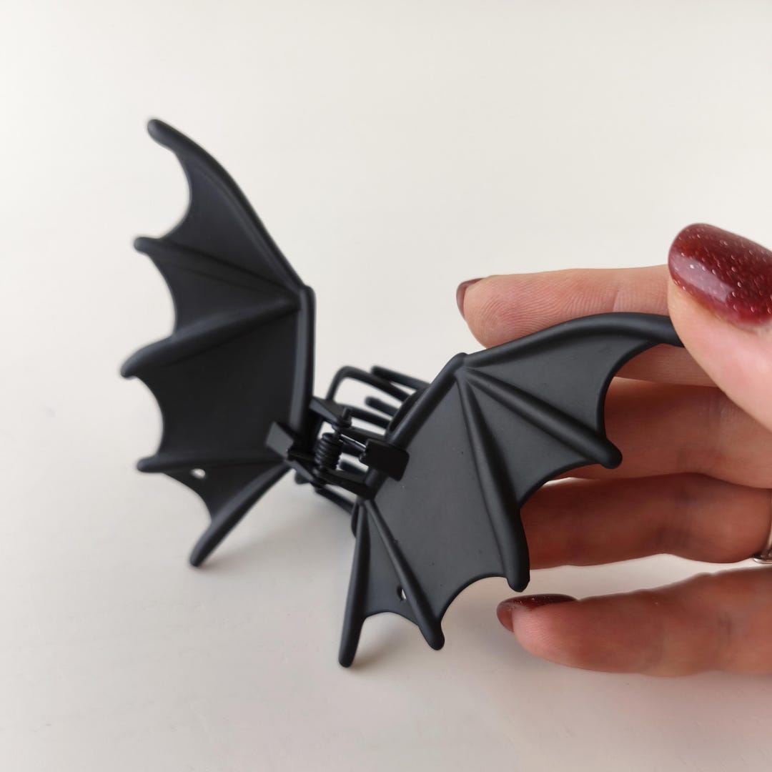 Gothic Bat Wings Hair Claw Clip – Wednesday Addams Inspired Hair ...