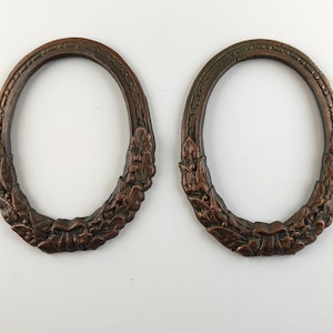 Ornate vintage oval picture brass frames photo, frame ancestral gallery without glass, oval wall hanging brass decor, pictures frame decor