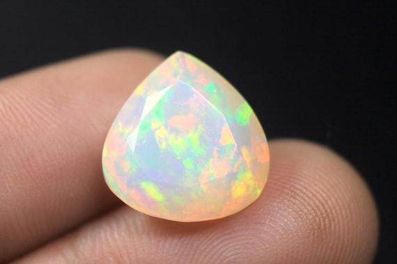 Faceted Ethiopian Welo Opal Gemstone: 6.55 CT Heart Multi Fire Opal Loose Stone