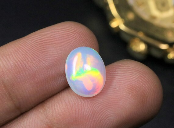 AAA Natural Oval White Opal Loose Gemstone, 2.55 Carat Ethiopian Opal Cabochon For Jewelry