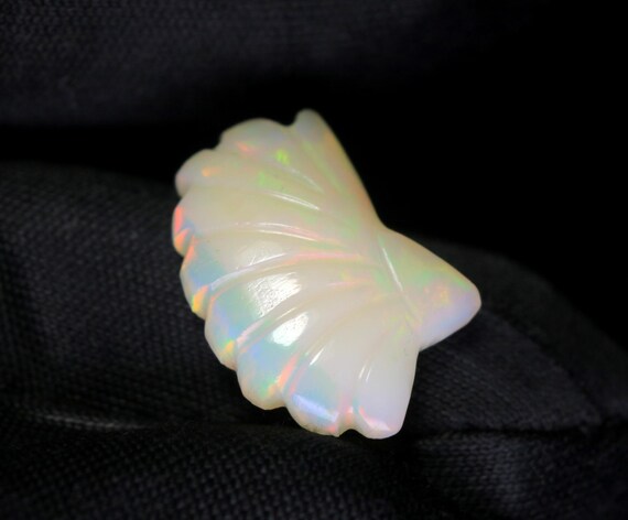 Carved Ethiopian Welo Opal Gemstone: 3.20 CT Fancy Carving