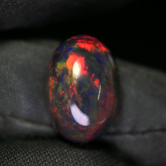 Ethiopian Black Opal Cabochon: 5.60 CT Welo Opal Gemstone, 13.80x9.80x8 MM