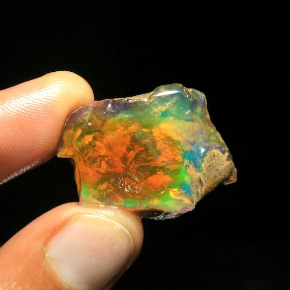 Natural Welo Opal Rough: Ethiopian Crystal Gemstone, 34 Carat