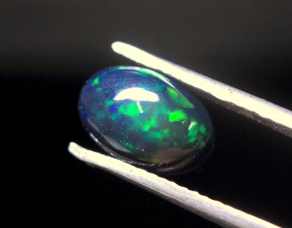 Black Ethiopian Opal Cabochon: 1.70 CT Welo Opal Gemstone