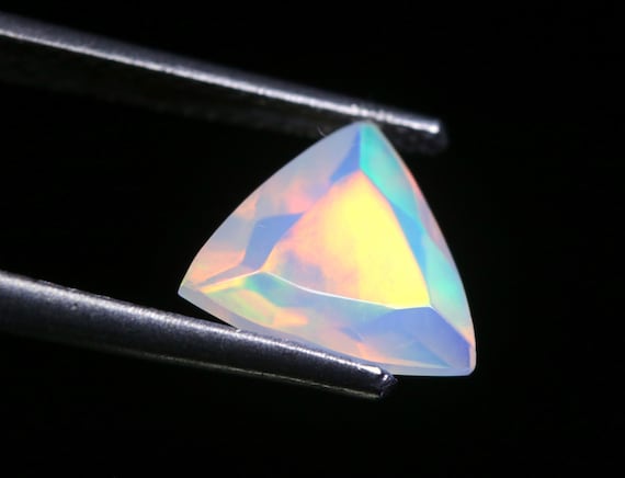 AAA Ethiopian Welo Opal Gemstone: 1.20 CT Trillion Faceted Fire Opal (9.30x8x5 MM)