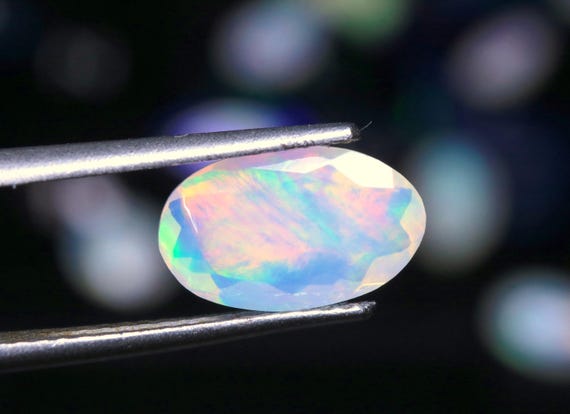 AAA Ethiopian Opal Gemstone: 1.50 CT Oval Welo Fire Opal Loose Stone (10.70x6.50x4 MM)