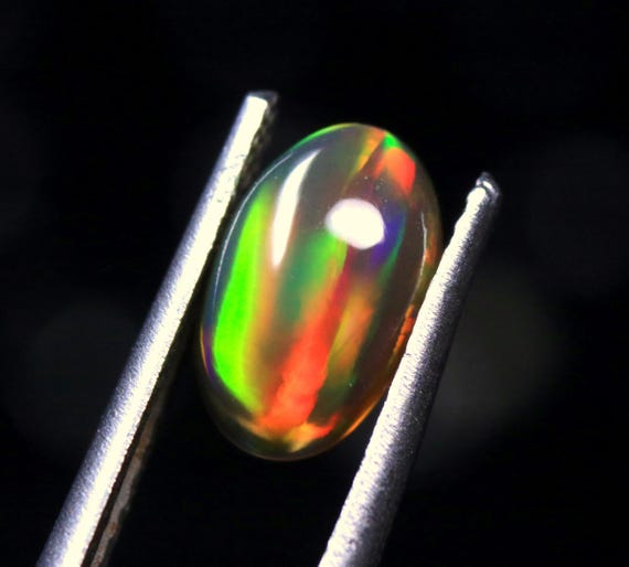 AAA Grade Ethiopian Welo Opal Cabochon: Oval Fire Gemstone (8.50x5.50x3.20 MM)