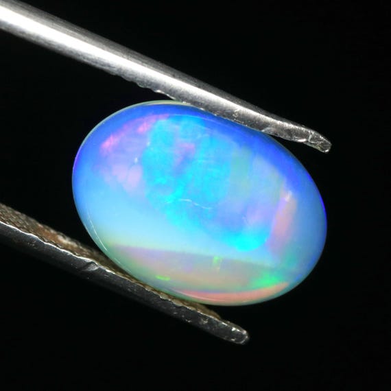 2.75 CT Welo Opal Cabochon: Ethiopian Oval Gemstone, 14x10x4.50 MM