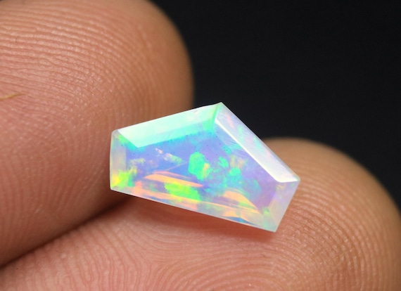 AAA Welo Fire Opal, Fancy Cut, 1.60 CT Loose Gemstone (12x7x4.3 MM)