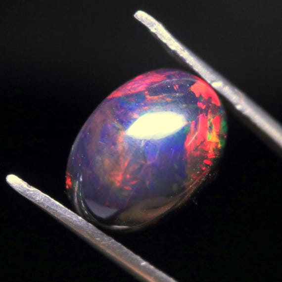 Rainbow Ethiopian Opal Cabochon: Flashy Fire Welo Black Opal, 4.30 CT