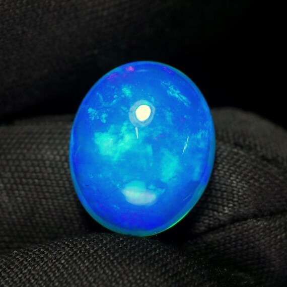 3.50 CT Ethiopian Opal, Oval Cabochon, Sky Blue Welo Gemstone