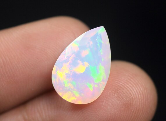 Faceted Ethiopian Opal Gemstone: 5.10 CT Multi Fire White Opal For Jewelry Making