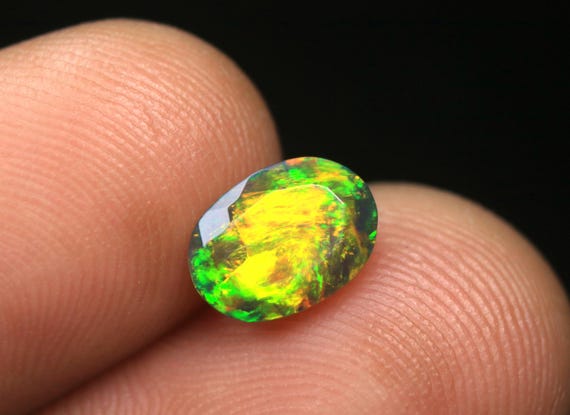Ethiopian Welo Opal Faceted Gemstone 1.15 Carat AAA Multi Flashy Fire Opal Birthstone