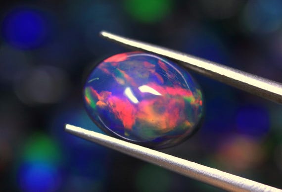 Ethiopian Black Opal Cabochon: AAA Grade Welo Opal Gemstone, 3.90 CT