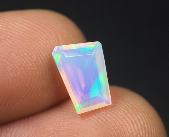 Rainbow Fire Opal Faceted, 1.10 CT, Fancy Ethiopian Opal Gemstone, 9.5x7x3.7 MM