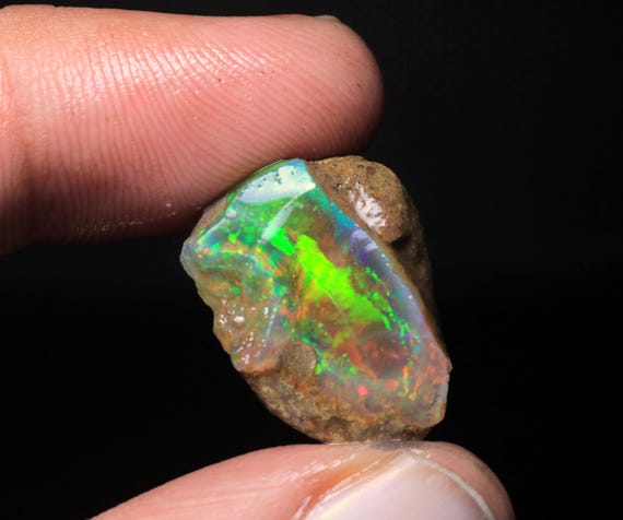 Welo Opal Rough, 15.60 CT Ethiopian Opal Gemstone, October Birthstone