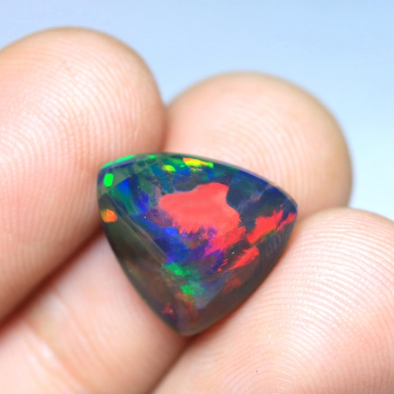 4.55 CT Ethiopian Black Opal Trillion Cabochon, Welo Natural Loose Gemstone (14x13x6 MM)