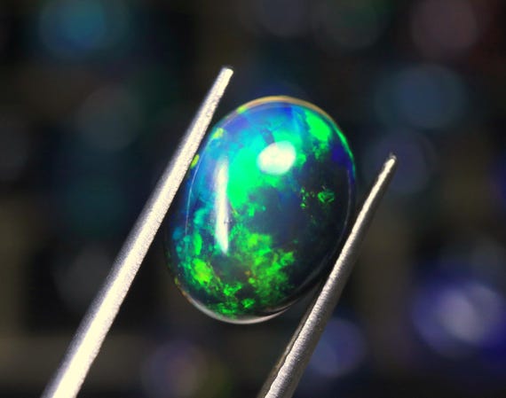 2.95 CT Ethiopian Welo Opal Cabochon: Black Opal Jewelry Gemstone