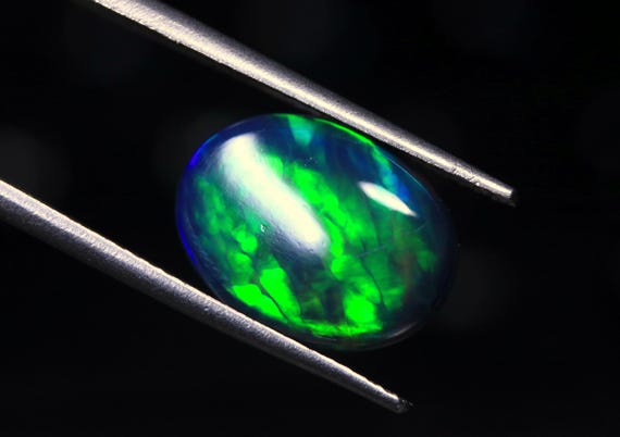 Harlequin Fire Opal Gemstone, Honeycomb Welo Opal Cabochon (13x10x4 MM)