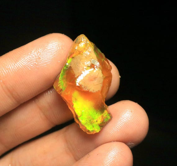 Natural Ethiopian Opal Rough, Welo Opal Gemstone, Fire Specimens, 23 CTS