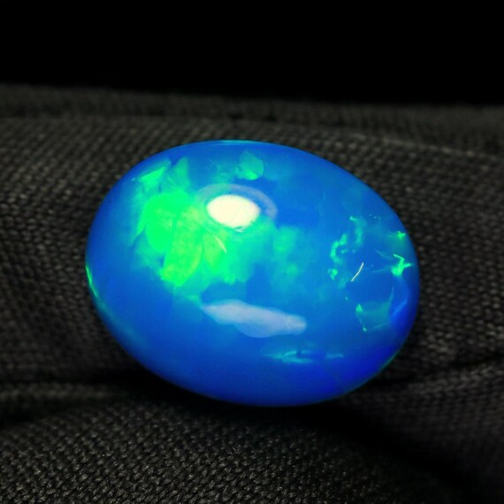 2.60 CT Ethiopian Opal, Paraiba Welo, Oval Cabochon, 12x10x5 MM