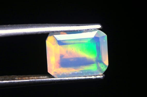 Ethiopian Opal Faceted Cut Gemstone: 1.10 CT Galaxy Fire Welo Opal Stone For Jewelry