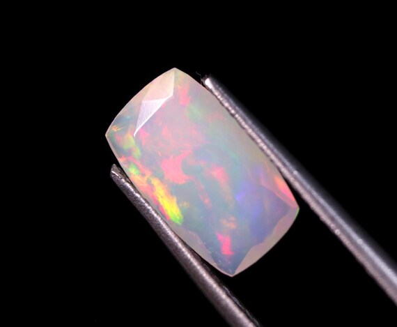 Faceted Ethiopian Welo Opal Gemstone: 1.50 CT Cushion Cut AAA Grade