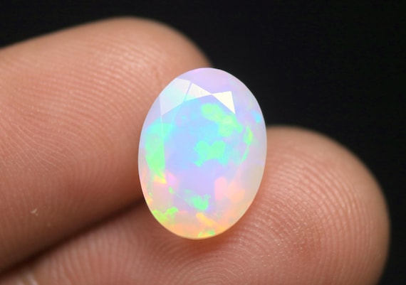 3.60 CT Natural Fire Welo Opal Loose Gemstone, Oval Ethiopian Opal Stone 12.50x9.30x7 MM